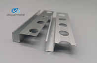 Profili di alluminio perforati della disposizione del bordo elettroforesi di spessore di 2.0mm - di 0,7