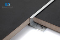 la lunghezza la L Manica di alluminio di 2500mm di forma profila il profilo di alluminio della parete 6063