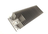 0.4 - radiatore di alluminio su ordinazione T5 di spessore 6063 di 50m con fresatura precisa