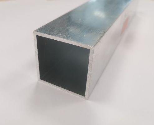 Profili di estrusione per tubi quadrati di alluminio di spessore di 2 mm personalizzati