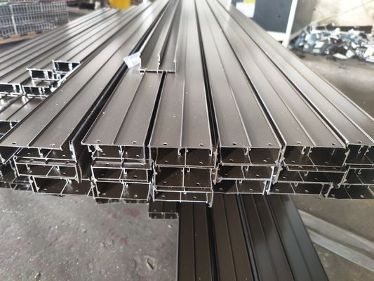 Profili per finestre a battente in alluminio Sudafrica, verniciatura a polvere bianco