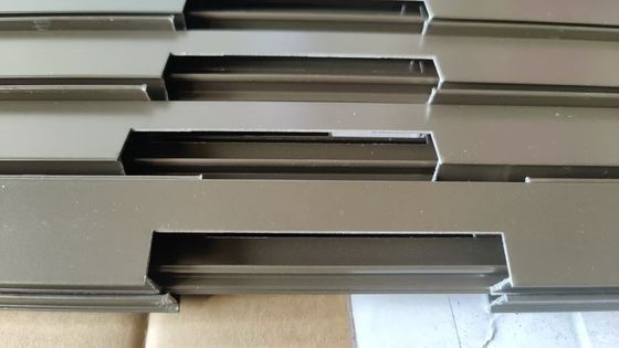 Profili per finestre a battente in alluminio Sudafrica, verniciatura a polvere bianco