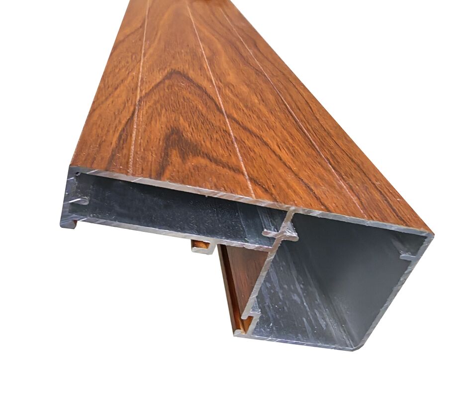 Profili per finestre in alluminio con grano di legno per il mercato latinoamericano